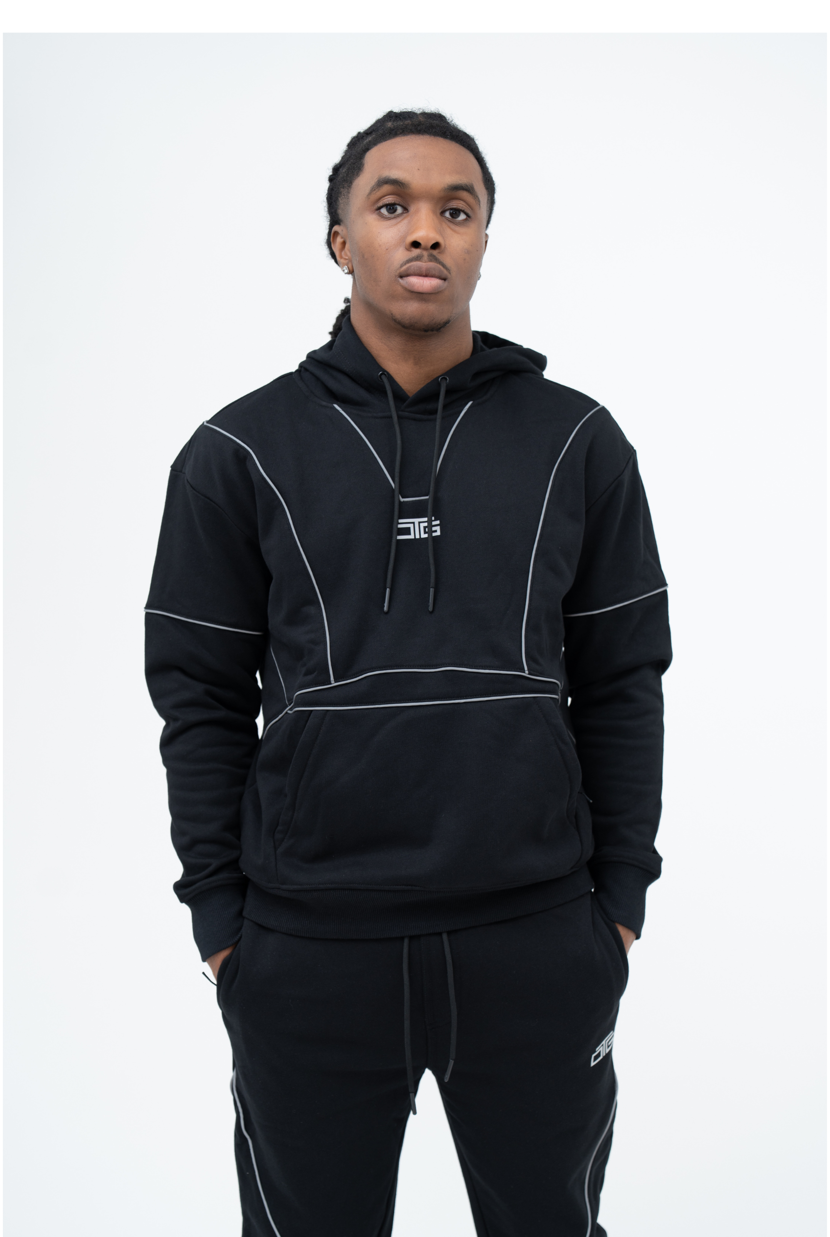 Reflective Piping Hoodie - Black